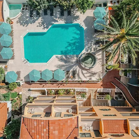 ホテル ウンサル 3*