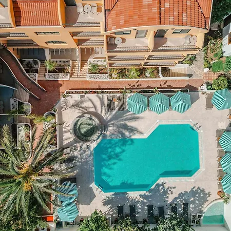 ホテル ウンサル 3*