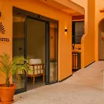 فندق يونسال