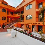 يونسال فندق 3*